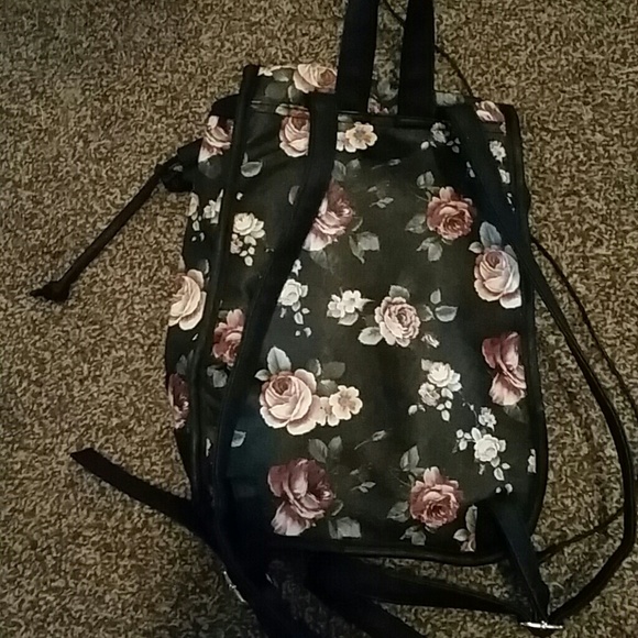 Draw string Backpack - Picture 2 of 4